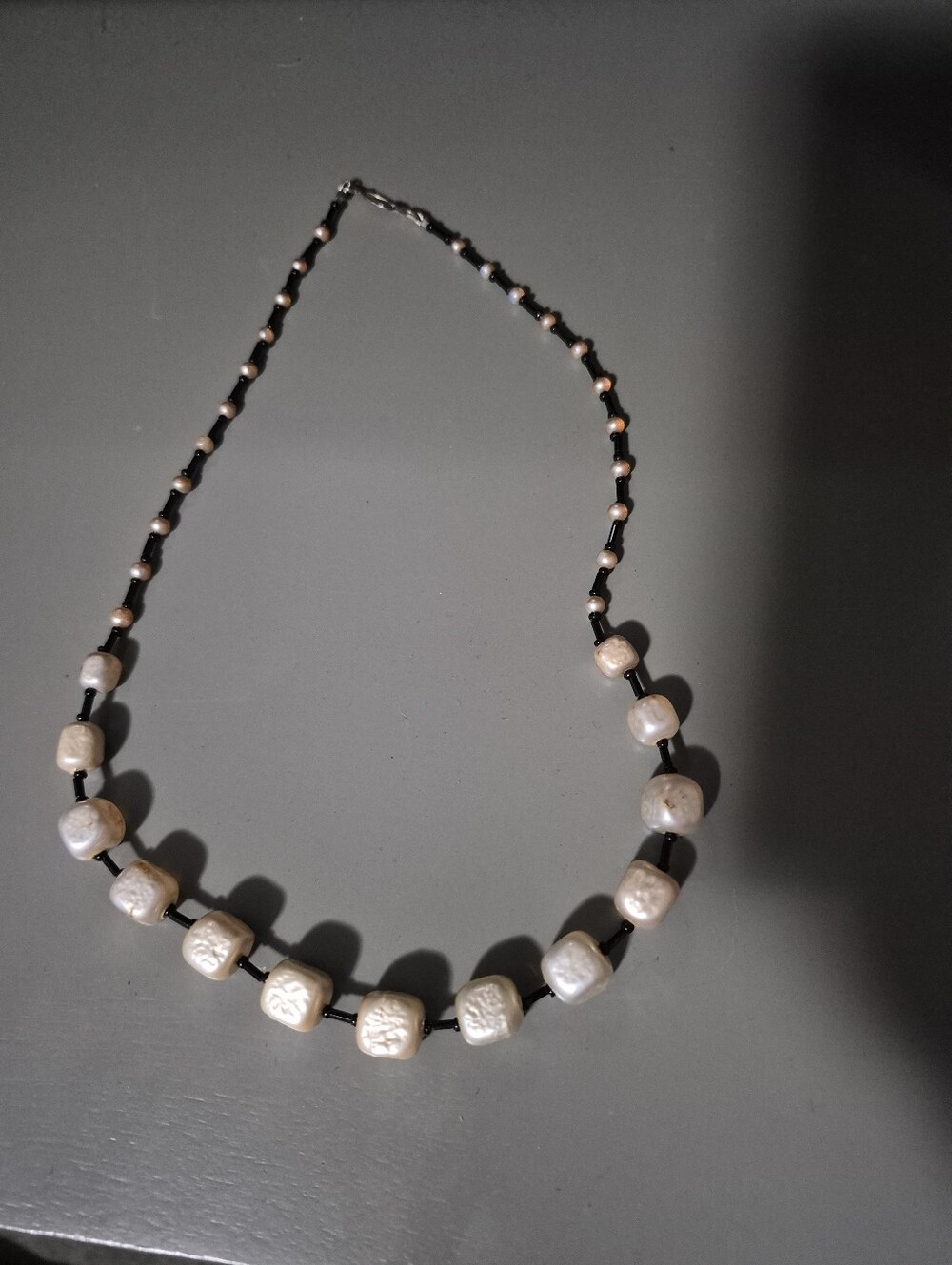 Pearl Cube Bead Necklace in Cream and Black